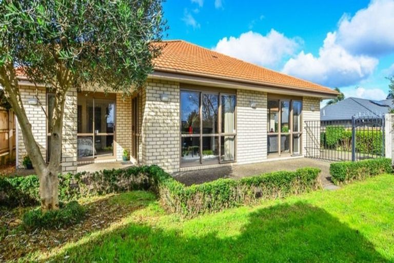 Photo of property in 24 Kauri Road, Pukekohe, 2120