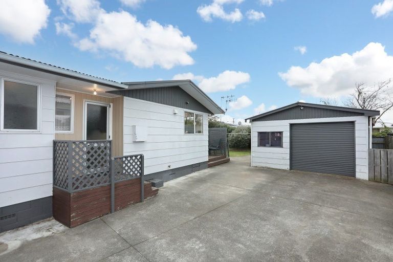 Photo of property in 12 Pryde Place, Feilding, 4702