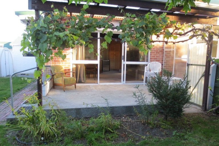 Photo of property in 220 Lyttelton Street, Spreydon, Christchurch, 8024