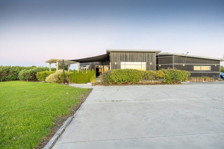 Photo of property in 141 Arapohue Road, Turiwiri, Dargaville, 0374