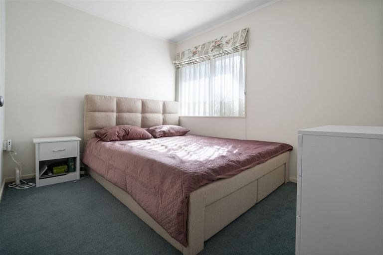 Photo of property in 79 Longford Park Drive, Takanini, 2112