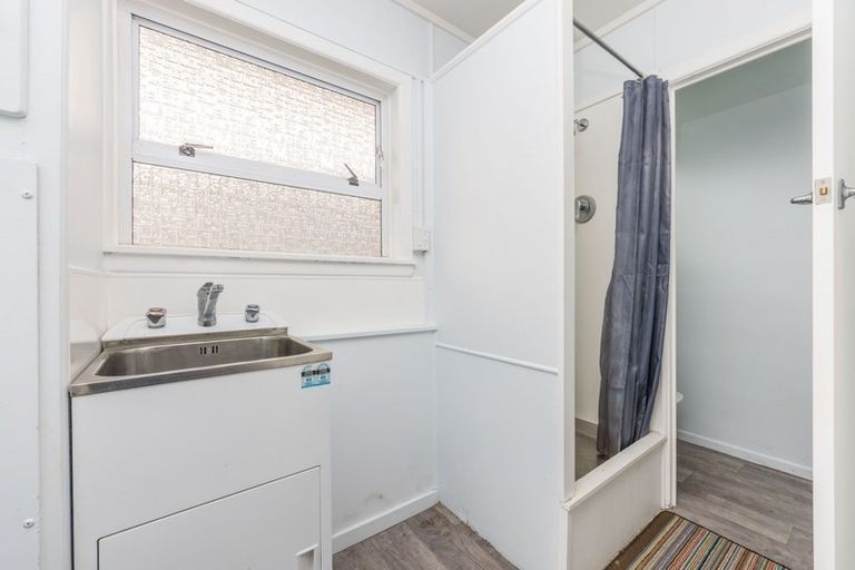 Photo of property in 1/124 Kolmar Road, Papatoetoe, Auckland, 2025