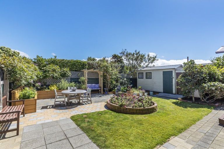 Photo of property in 83 Ira Street, Miramar, Wellington, 6022