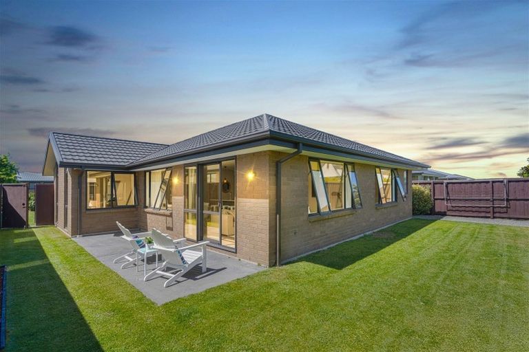 Photo of property in 25 Chandler Way, Rolleston, 7615