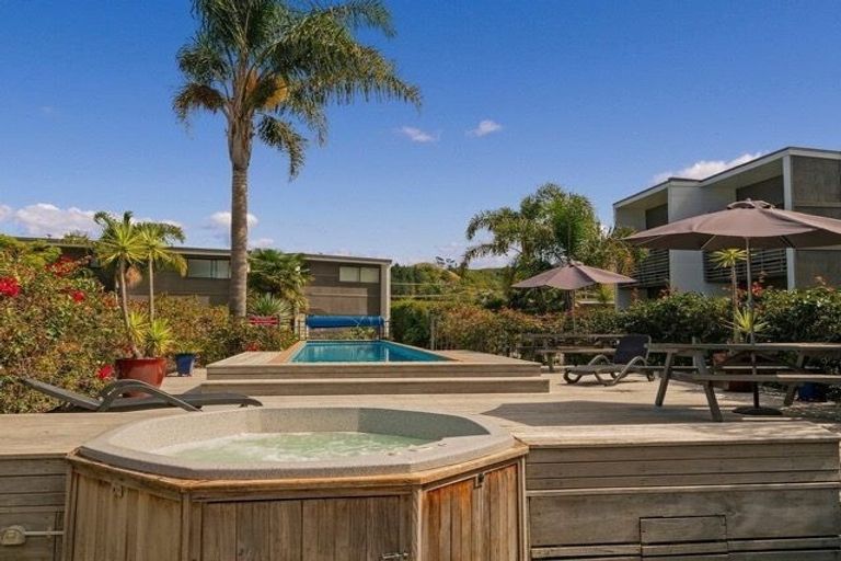 Photo of property in 1 Centennial Drive, Whitianga, 3510