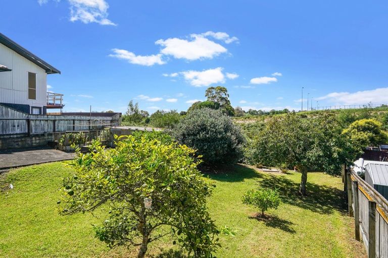 Photo of property in 87a Edmonton Road, Henderson, Auckland, 0612