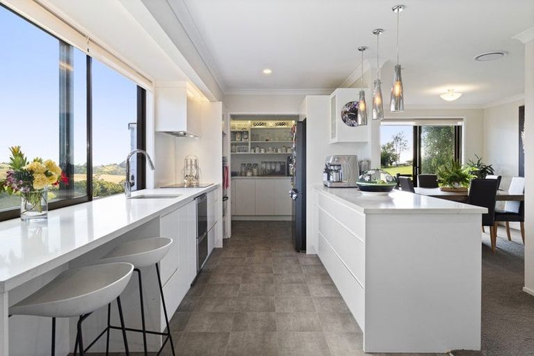 Photo of property in 1124 Awhitu Road, Pollok, Waiuku, 2683