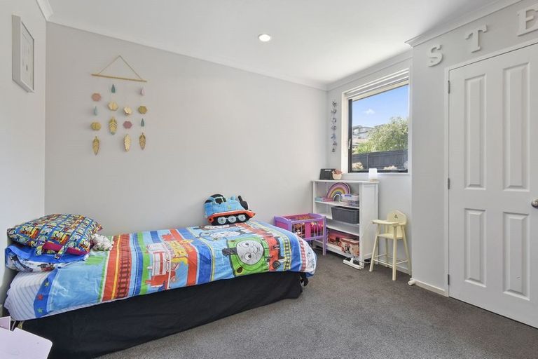 Photo of property in 5 Keri Vista Rise, Papakura, 2110