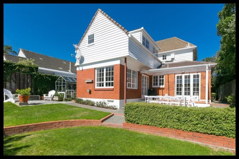 Photo of property in 12 Ravi Street, Khandallah, Wellington, 6035