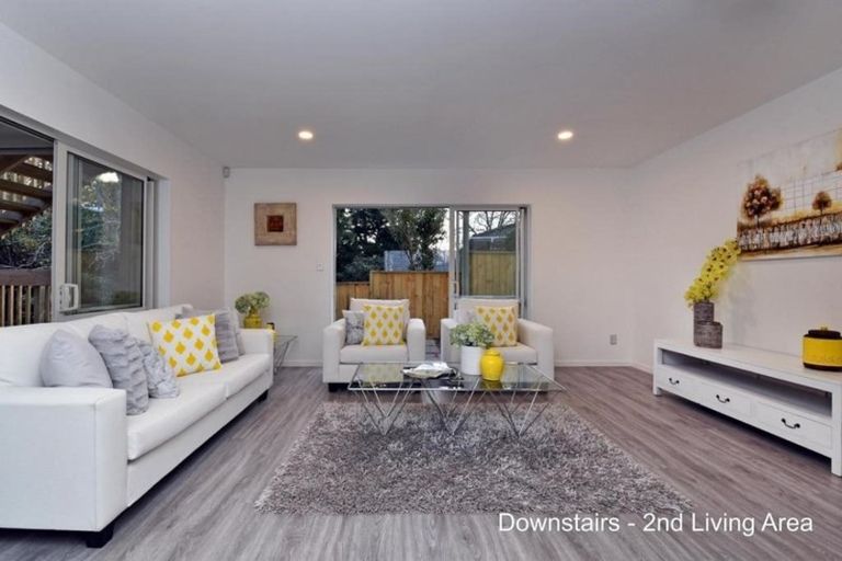 Photo of property in 7a Fuchsia Place, Birkdale, Auckland, 0626