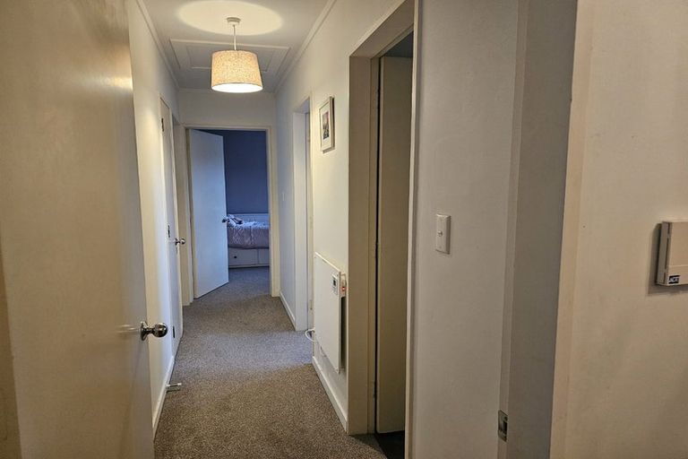 Photo of property in 53f3 Dominion Park Street, Johnsonville, Wellington, 6037