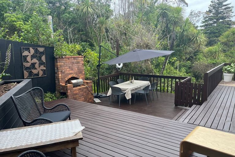 Photo of property in 2/81 Waipa Street, Birkenhead, Auckland, 0626