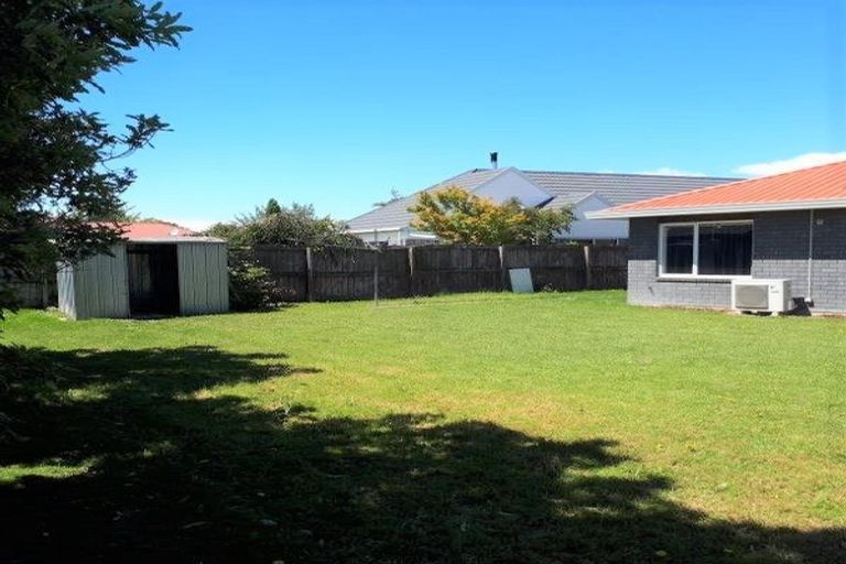 Photo of property in 14 Harrall Place, Kaiapoi, 7630