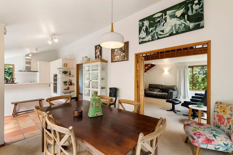 Photo of property in 20 Barlow Place, Chatswood, Auckland, 0626