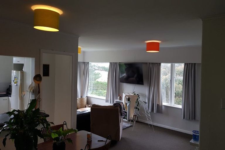 Photo of property in 57 Mortimer Terrace, Brooklyn, Wellington, 6021