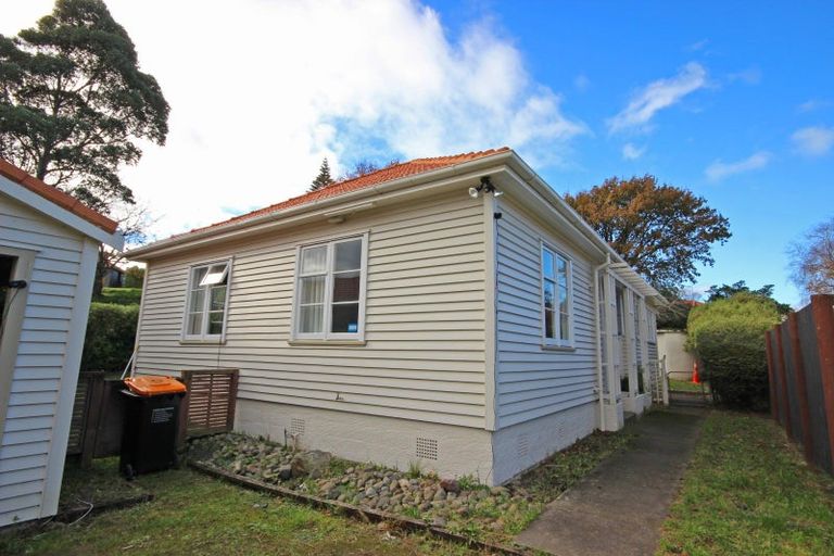 Photo of property in 15 Plymouth Street, Roslyn, Palmerston North, 4414