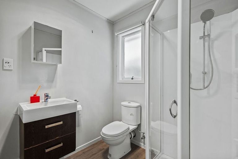 Photo of property in 61 Dunedin Street, Redwood, Christchurch, 8051