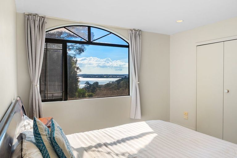 Photo of property in 43b Island Bay Road, Beach Haven, Auckland, 0626