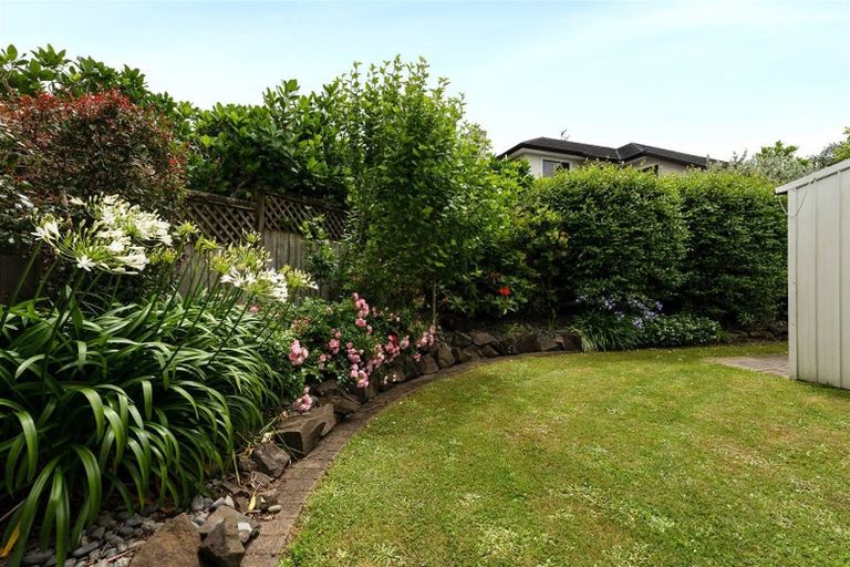 Photo of property in 12 Hendrika Court, Hobsonville, Auckland, 0618