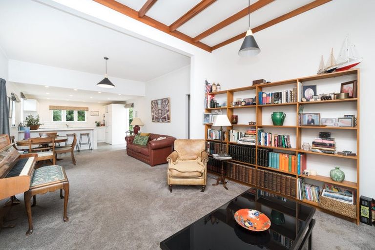 Photo of property in 7 Rangitane Street, Palmerston North, 4414