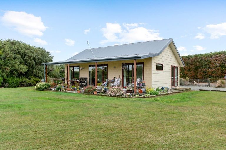 Photo of property in 525 Burnham School Road, Burnham, Christchurch, 7677