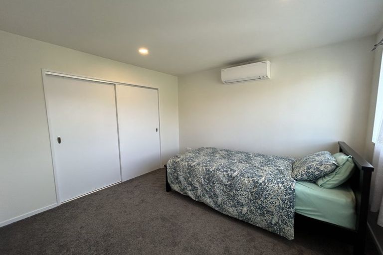 Photo of property in 13b Reynella Drive, Massey, Auckland, 0614