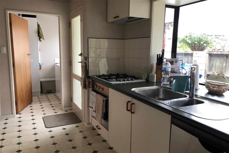 Photo of property in 19 Moorhouse Street, Taradale, Napier, 4112