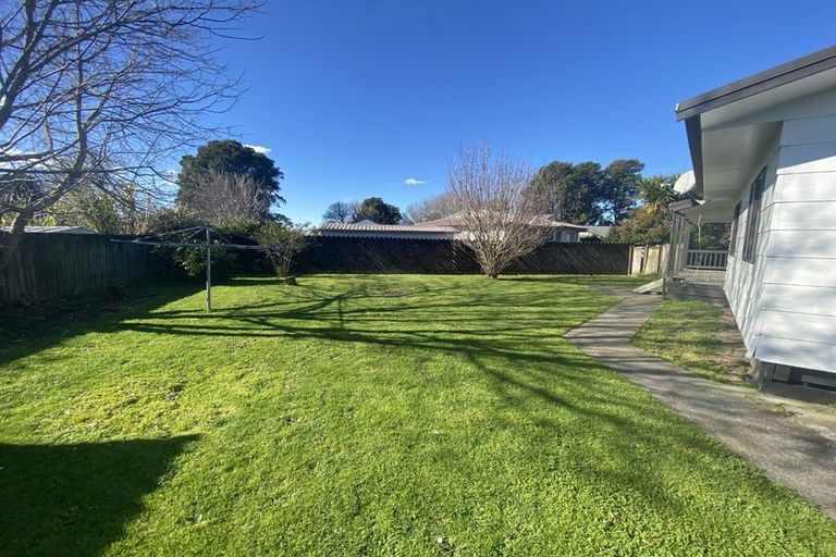 Photo of property in 11 Flemington Place, Nawton, Hamilton, 3200