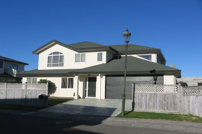 Photo of property in 4 Norwood Place, Johnsonville, Wellington, 6037