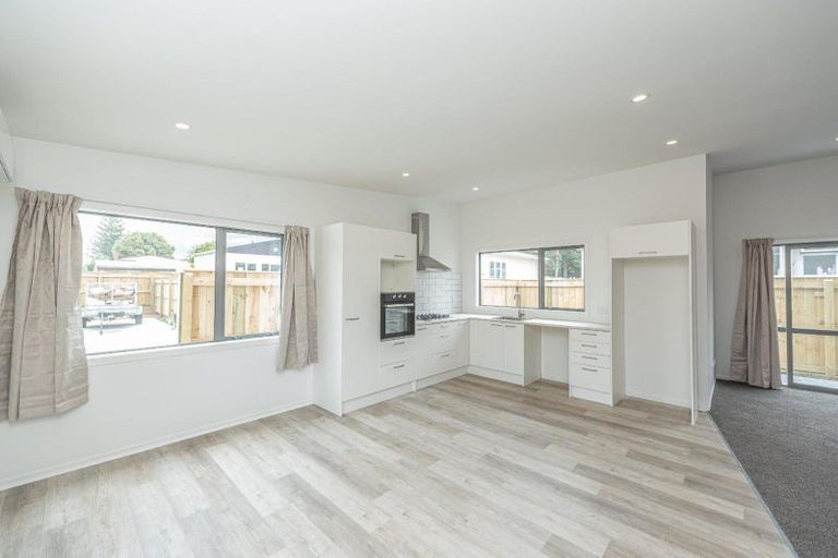 Photo of property in 77a Thatcher Street, Castlecliff, Whanganui, 4501