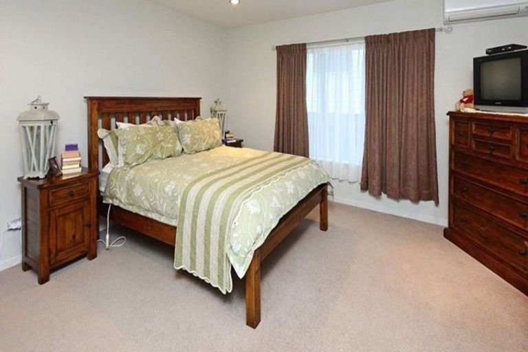 Photo of property in 25 Andy Crescent, Flat Bush, Auckland, 2016