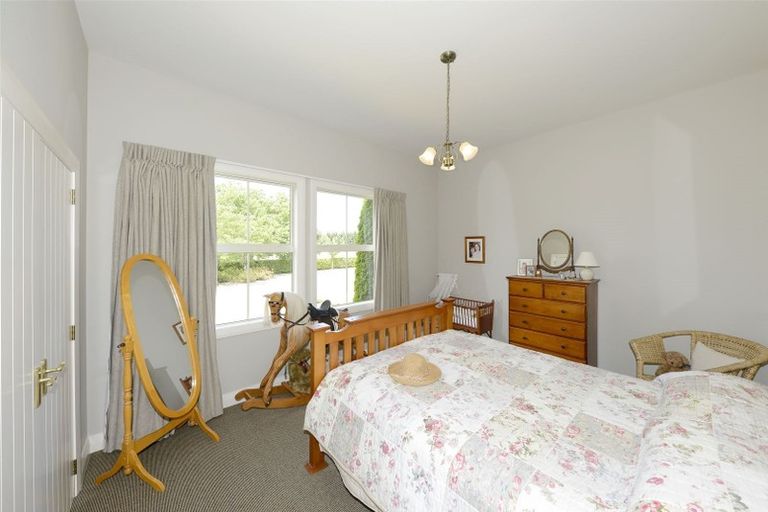 Photo of property in 16 Oak Tree Lane, Rolleston, 7614