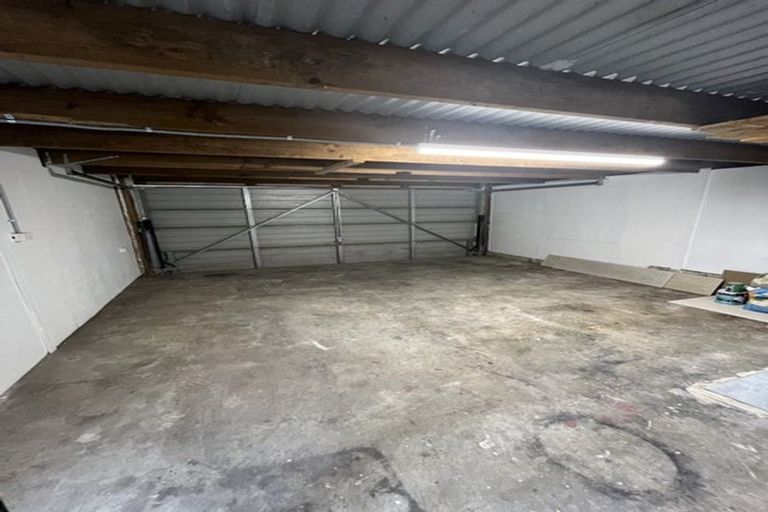 Photo of property in 7 Barrys Road, Glendene, Auckland, 0602