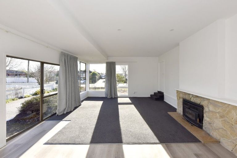Photo of property in 34 Wingate Street, Redwood, Christchurch, 8051
