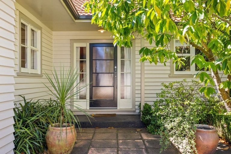 Photo of property in 100 Brookside Terrace, Bryndwr, Christchurch, 8053