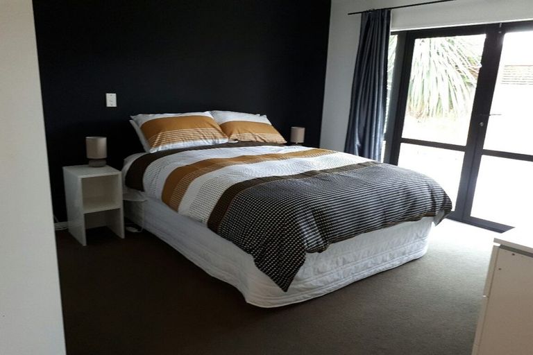 Photo of property in 8a Kenwyn Avenue, St Albans, Christchurch, 8052