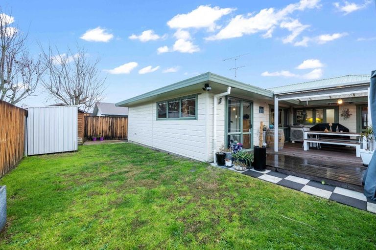 Photo of property in 1 Coolen Place, Tuakau, 2121