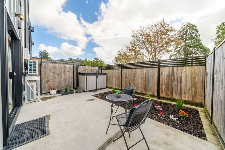 Photo of property in 15 Raeble Walkington Lane, Wallaceville, Upper Hutt, 5018