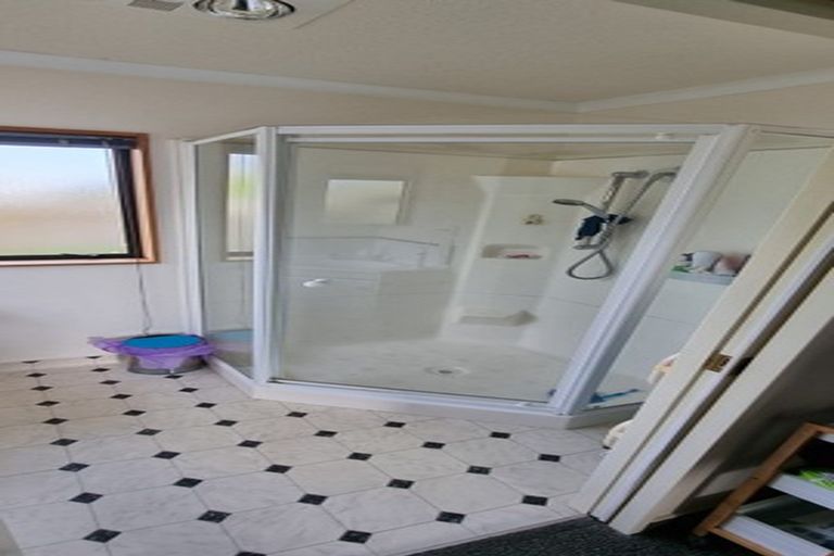 Photo of property in 96 Michael Road, Paraparaumu Beach, Paraparaumu, 5032