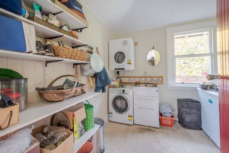 Photo of property in 1123 Okains Bay Road, Okains Bay, 7583