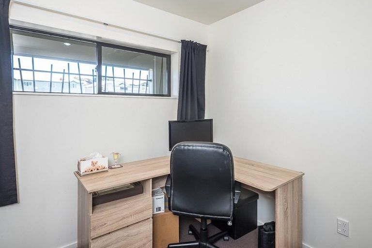 Photo of property in 2/7 Hall Avenue, Newtown, Wellington, 6021