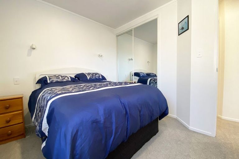 Photo of property in 34 Hayley Lane, East Tamaki Heights, Auckland, 2016