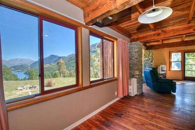 Photo of property in 685 Glenorchy-queenstown Road, Closeburn, Queenstown, 9371