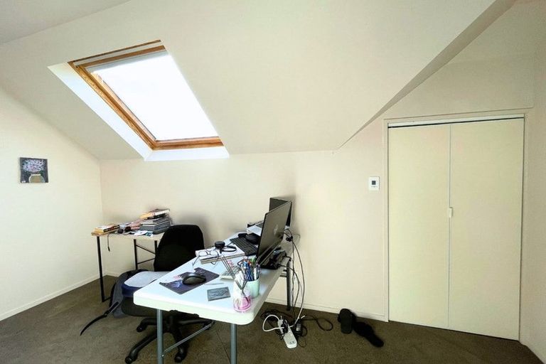 Photo of property in 126 Wiseley Road, West Harbour, Auckland, 0618