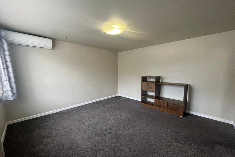 Photo of property in 53a Pleasant Road, Glen Eden, Auckland, 0602