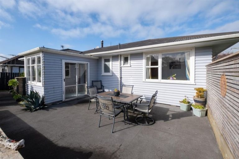 Photo of property in 100 Hathaway Street, Stratford, 4332