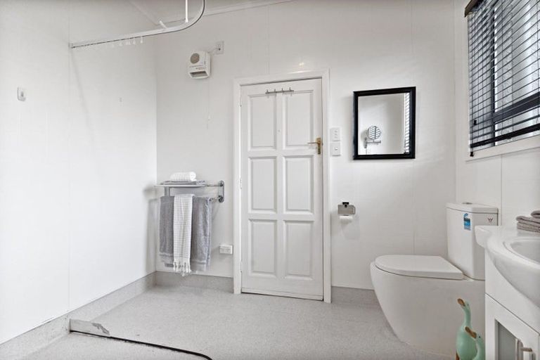 Photo of property in 59 Kent Street, Carterton, 5713