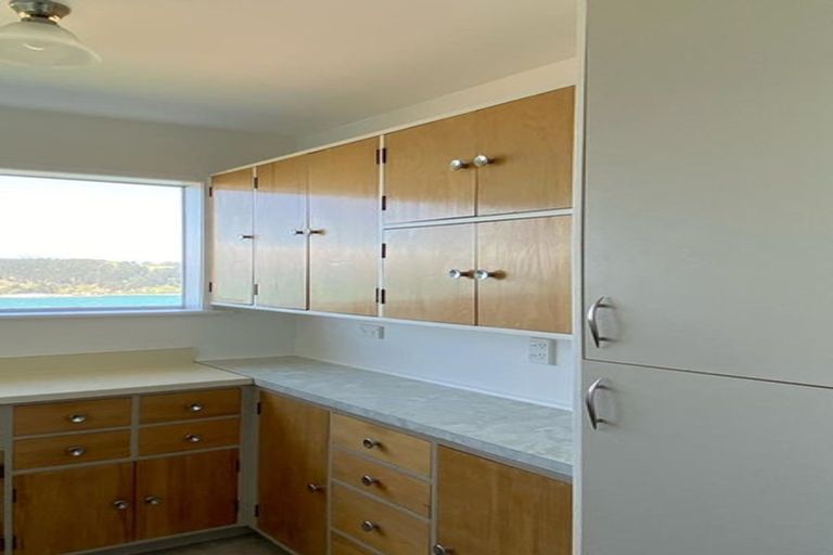 Photo of property in Grafon Court Flats, 53u5 Grafton Road, Roseneath, Wellington, 6011