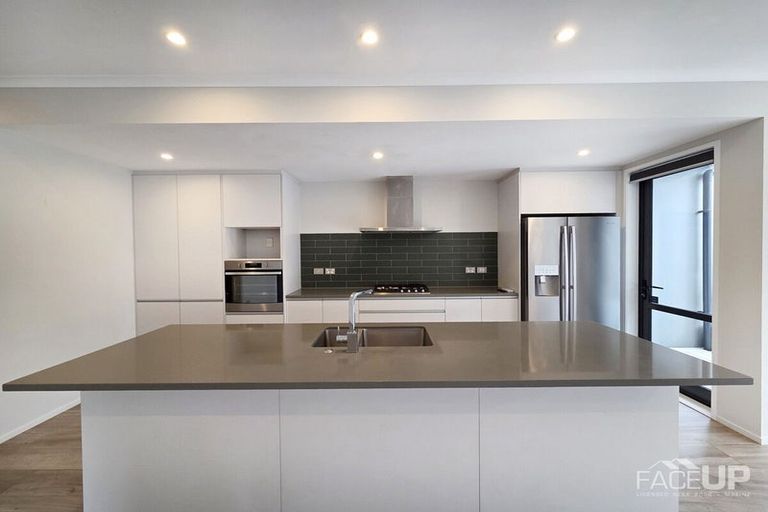Photo of property in 16 Chaffinch Road, Hobsonville, Auckland, 0616