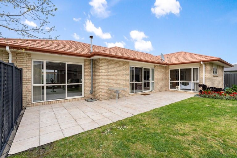 Photo of property in 8 Cape Place, Poraiti, Napier, 4112